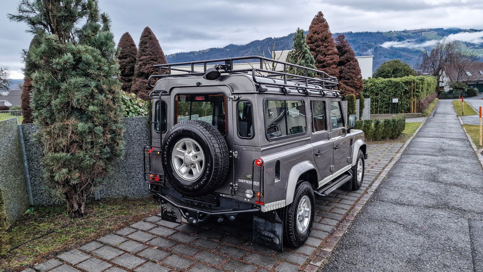 LAND ROVER Defender 110 SW 2.4Tdc, Diesel, Second hand / Used, Manual - 5