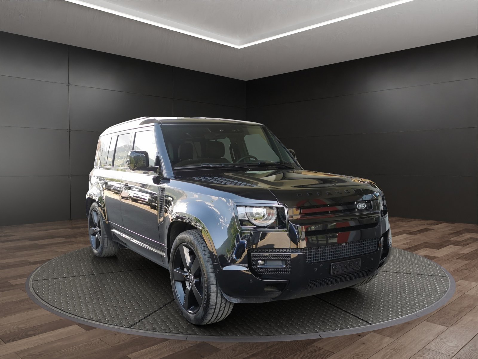 LAND ROVER Defender 110 3.0 D I6 300 X-Dynamic SE AWD AT8