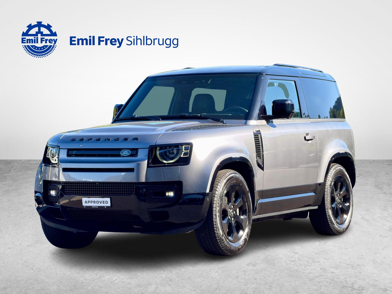 LAND ROVER Defender 90 3.0 D I6 300 X-Dynamic SE