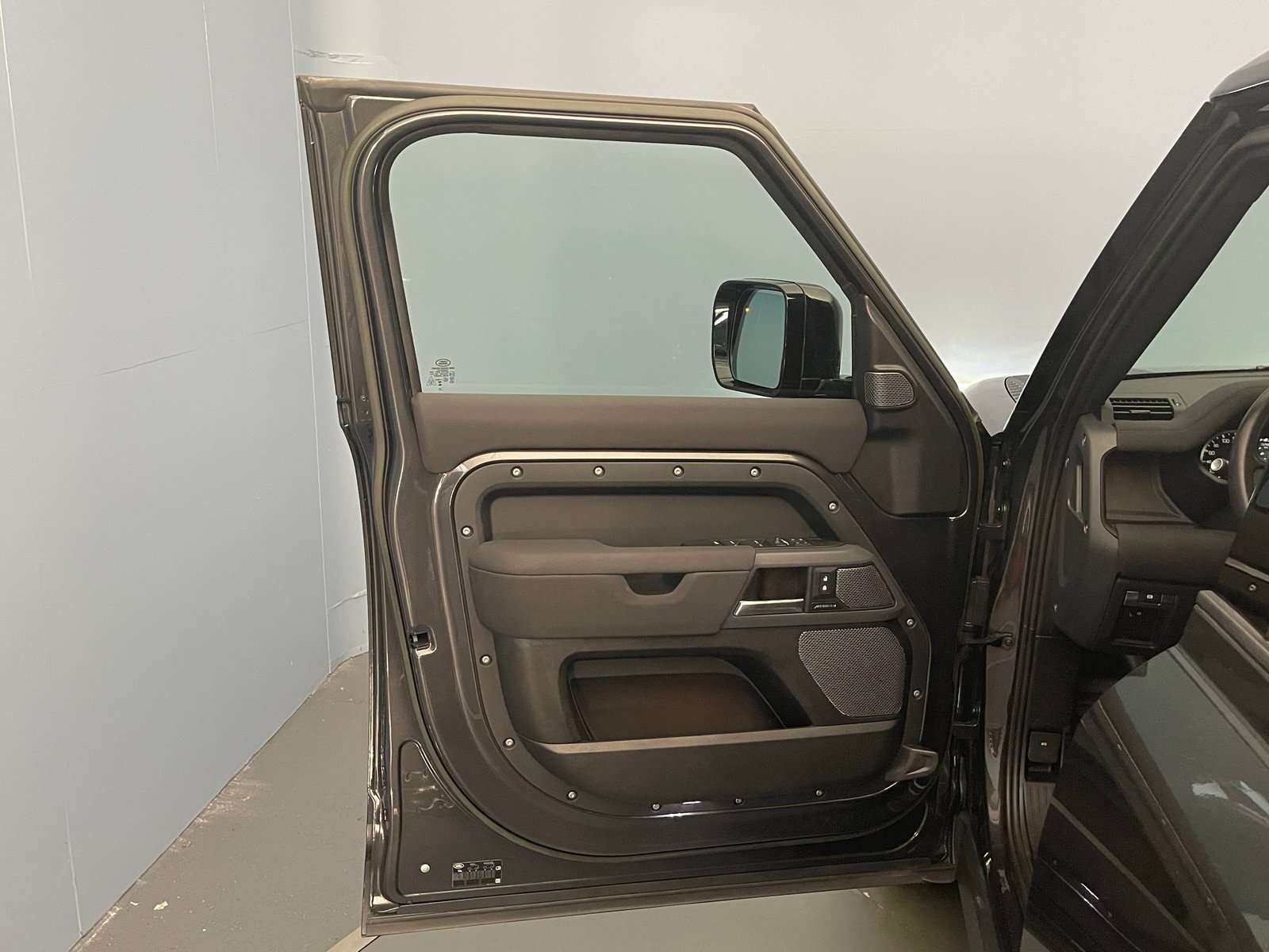 LAND ROVER Defender 110 3.0 D I6 300 X-Dynamic SE, Diesel, Occasion / Gebraucht, Automatik - 6
