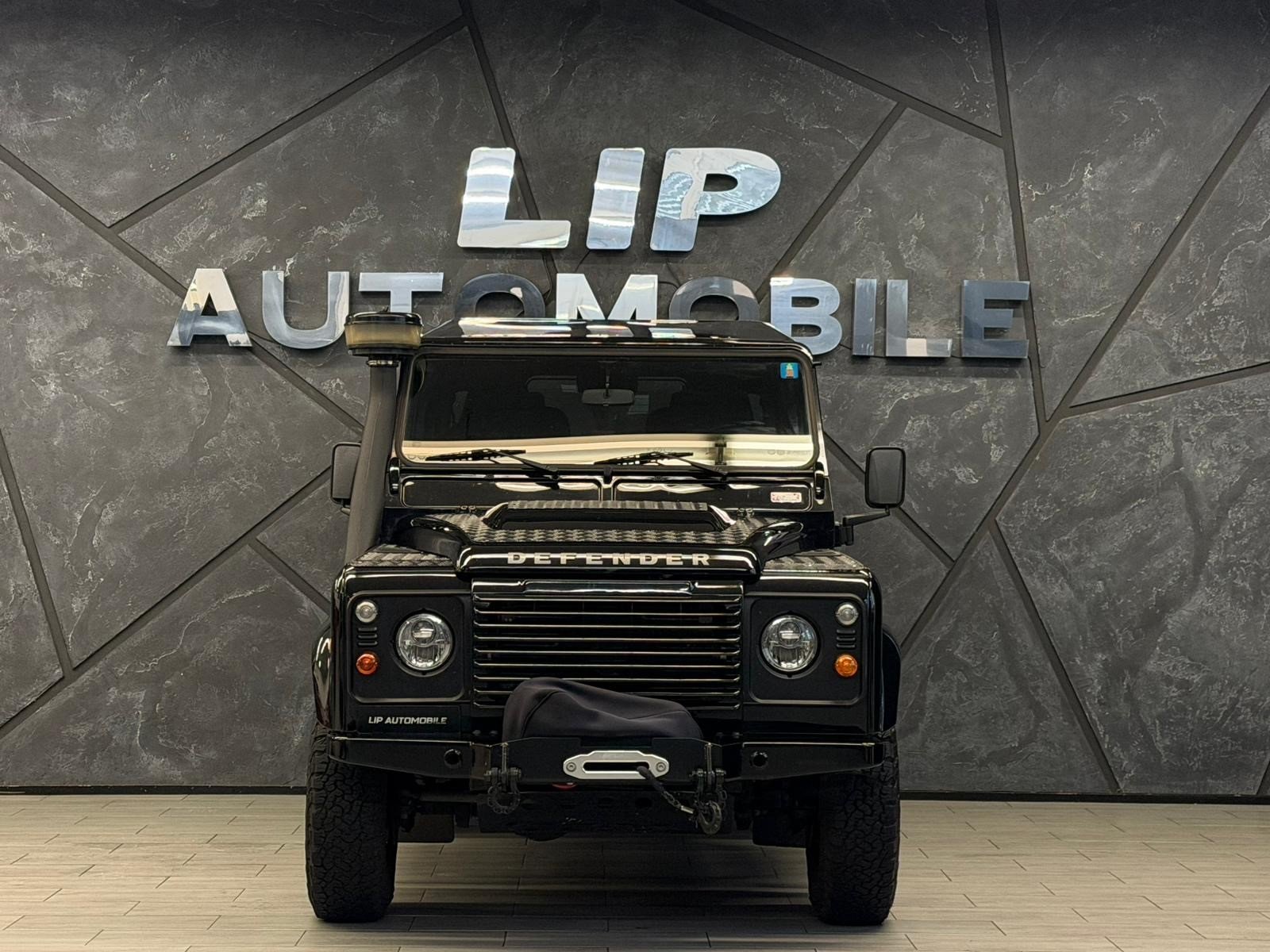 LAND ROVER Defender 90 2.2 TD4 Station Wagon 67YRS Legend, Diesel, Occasioni / Usate, Manuale - 2