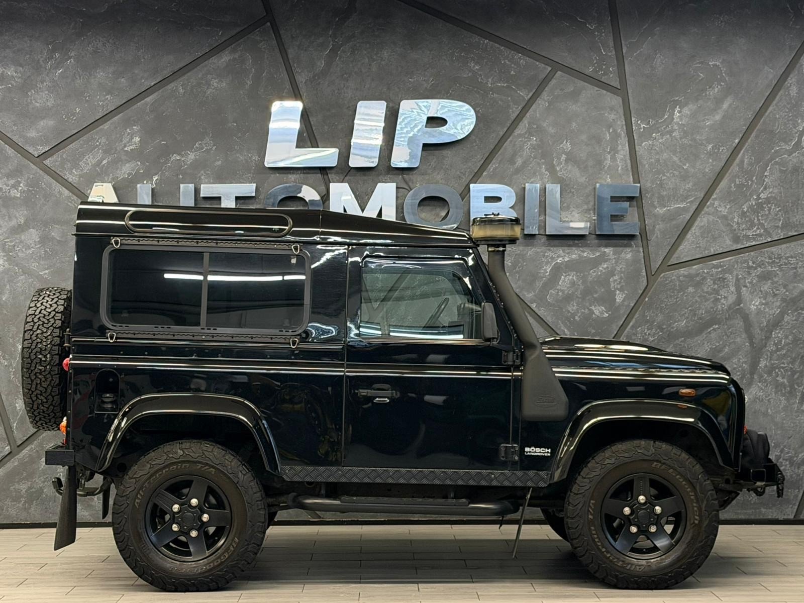 LAND ROVER Defender 90 2.2 TD4 Station Wagon 67YRS Legend, Diesel, Occasioni / Usate, Manuale - 4