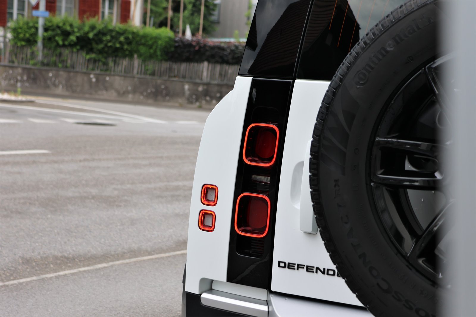 LAND ROVER Defender 90 3.0D I6 200 X-Dynamic SE AT8, Diesel, Occasion / Utilisé, Automatique - 6