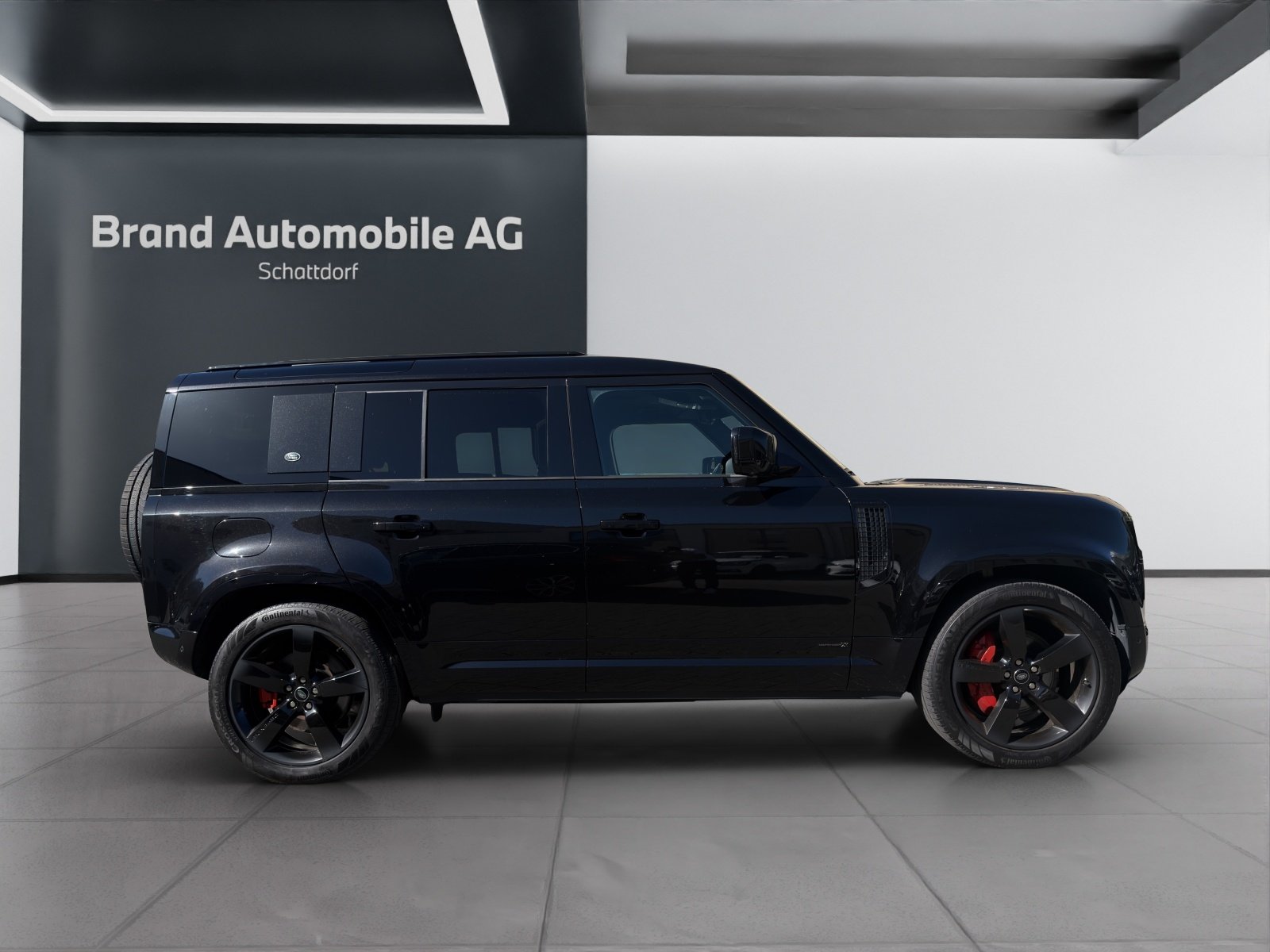LAND ROVER Defender 110 3.0 D I6 300 X, Mild-Hybrid Diesel/Electric, Second hand / Used, Automatic - 6