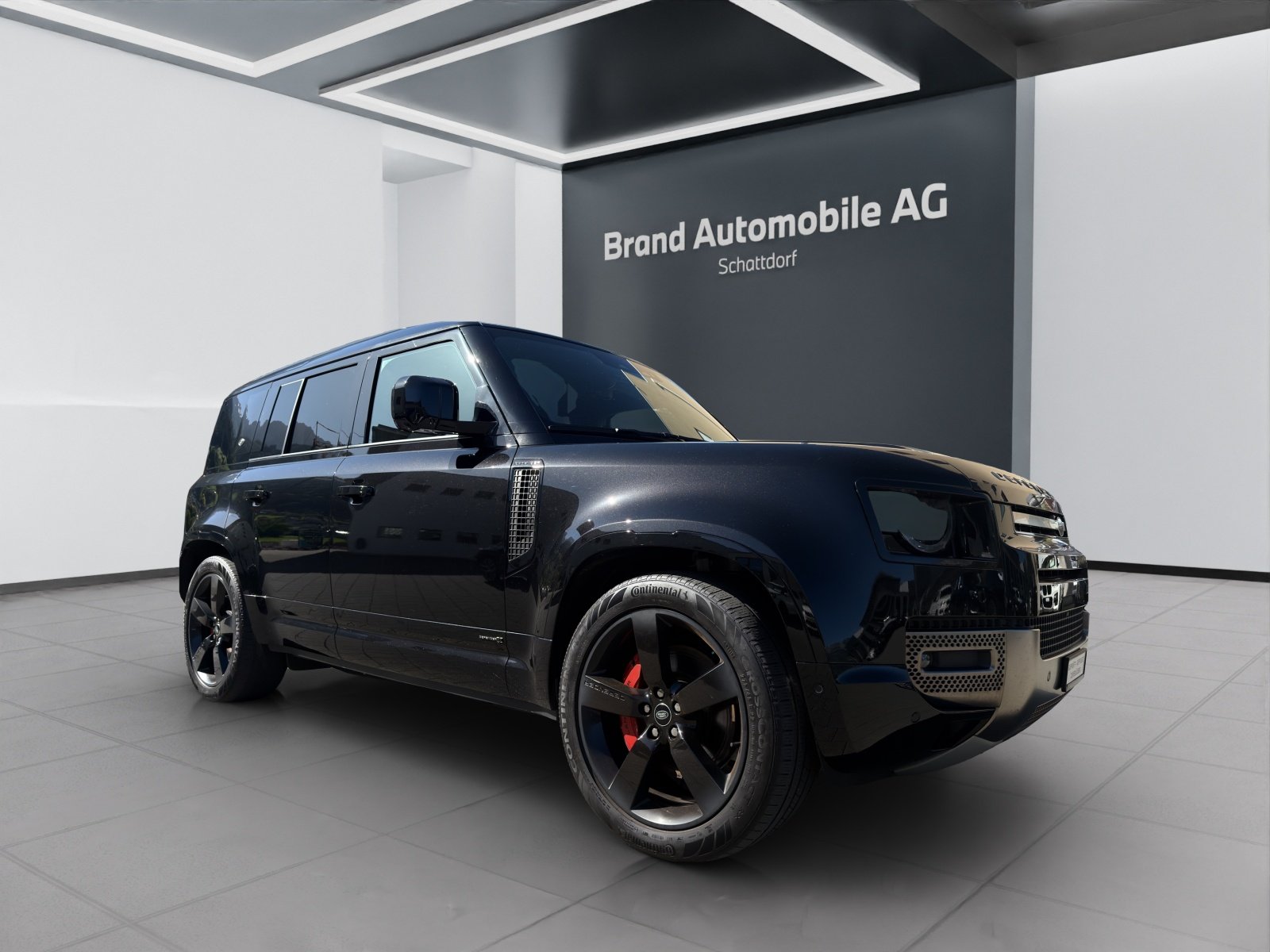 LAND ROVER Defender 110 3.0 D I6 300 X, Mild-Hybrid Diesel/Electric, Second hand / Used, Automatic - 7