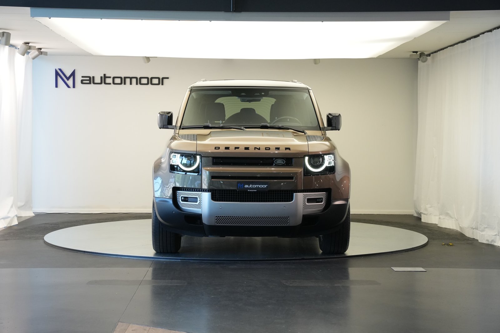 LAND ROVER Defender 110 D240 SD4 First Edition AT8 *CH-Fahrz, Diesel, Occasion / Utilisé, Automatique - 2