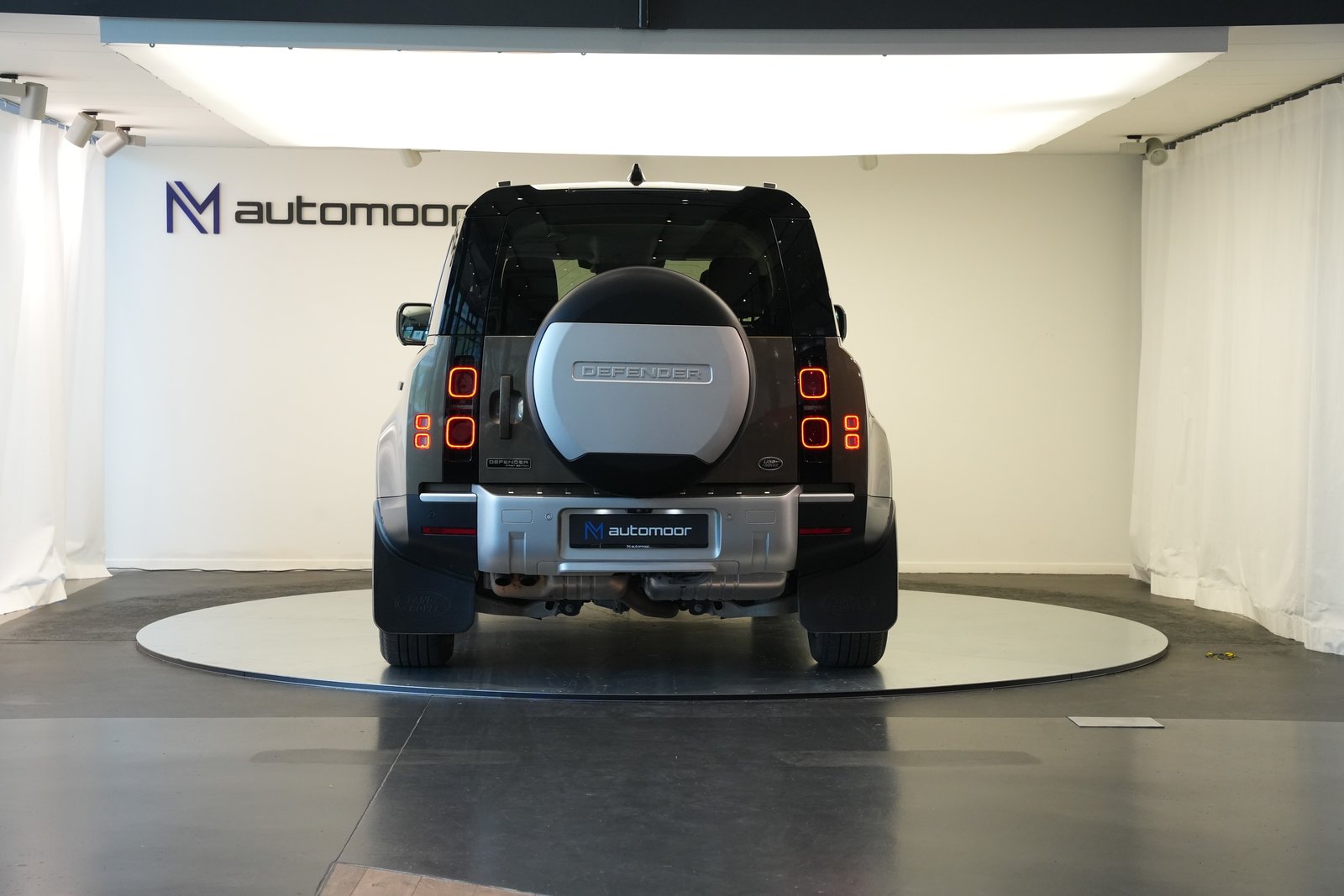 LAND ROVER Defender 110 D240 SD4 First Edition AT8 *CH-Fahrz, Diesel, Occasion / Utilisé, Automatique - 6