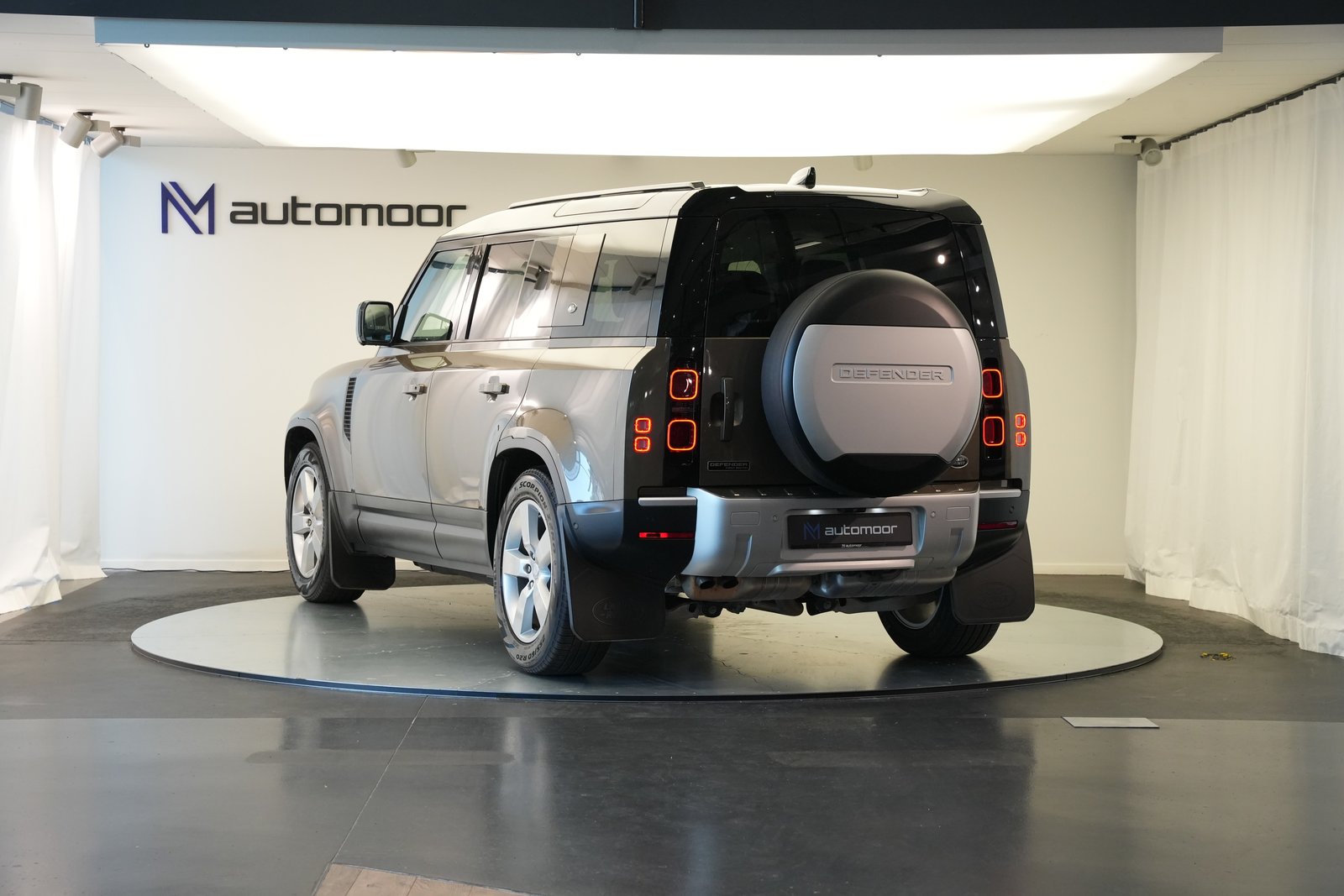 LAND ROVER Defender 110 D240 SD4 First Edition AT8 *CH-Fahrz, Diesel, Occasion / Utilisé, Automatique - 7