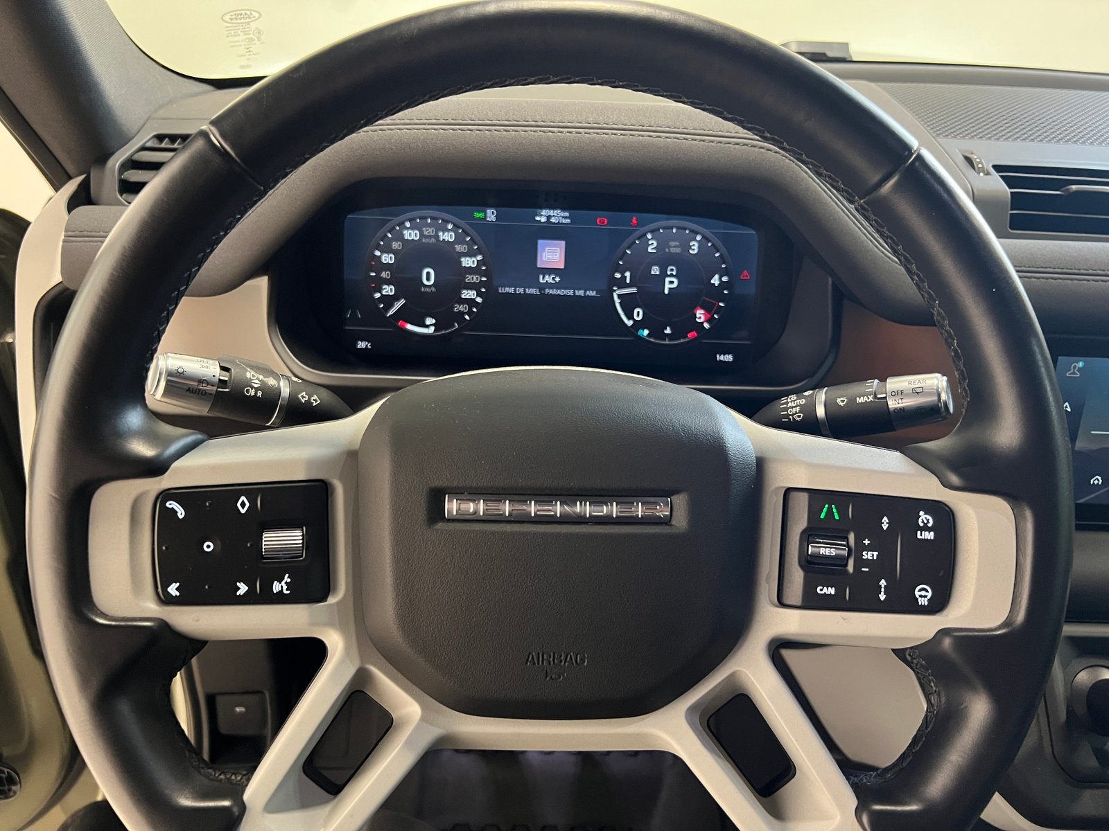 LAND ROVER Defender 90 3.0 D I6 250 SE, Hybride Léger Diesel/Électricité, Occasion / Utilisé, Automatique - 4