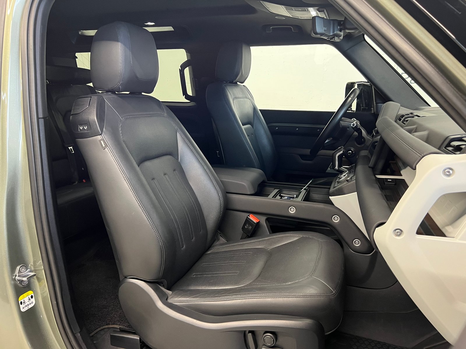 LAND ROVER Defender 90 3.0 D I6 250 SE, Hybride Léger Diesel/Électricité, Occasion / Utilisé, Automatique - 6