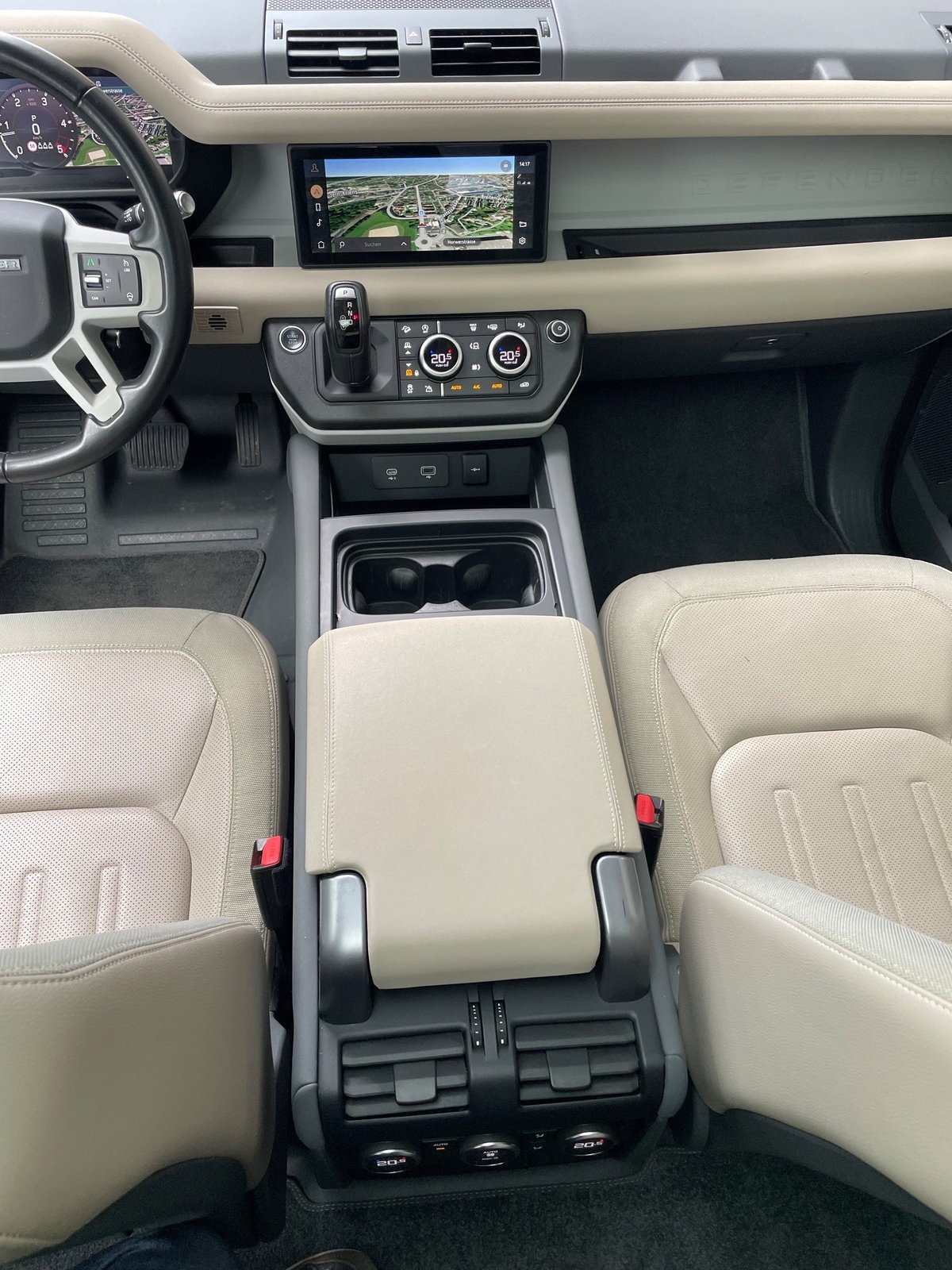 LAND ROVER Defender 110 2.0 SD4 240 First Edition, Diesel, Occasion / Utilisé, Automatique - 7