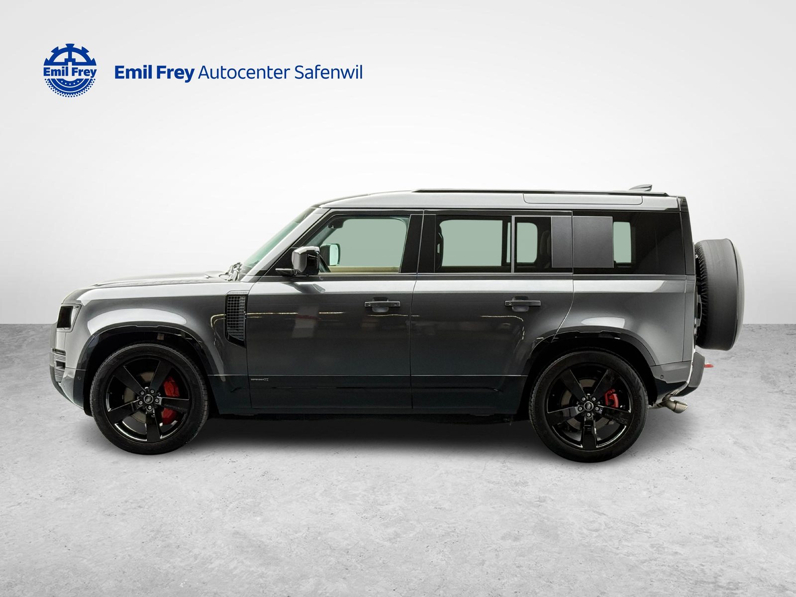 LAND ROVER Defender 110 5.0 V8 425 X, Petrol, Second hand / Used, Automatic - 2
