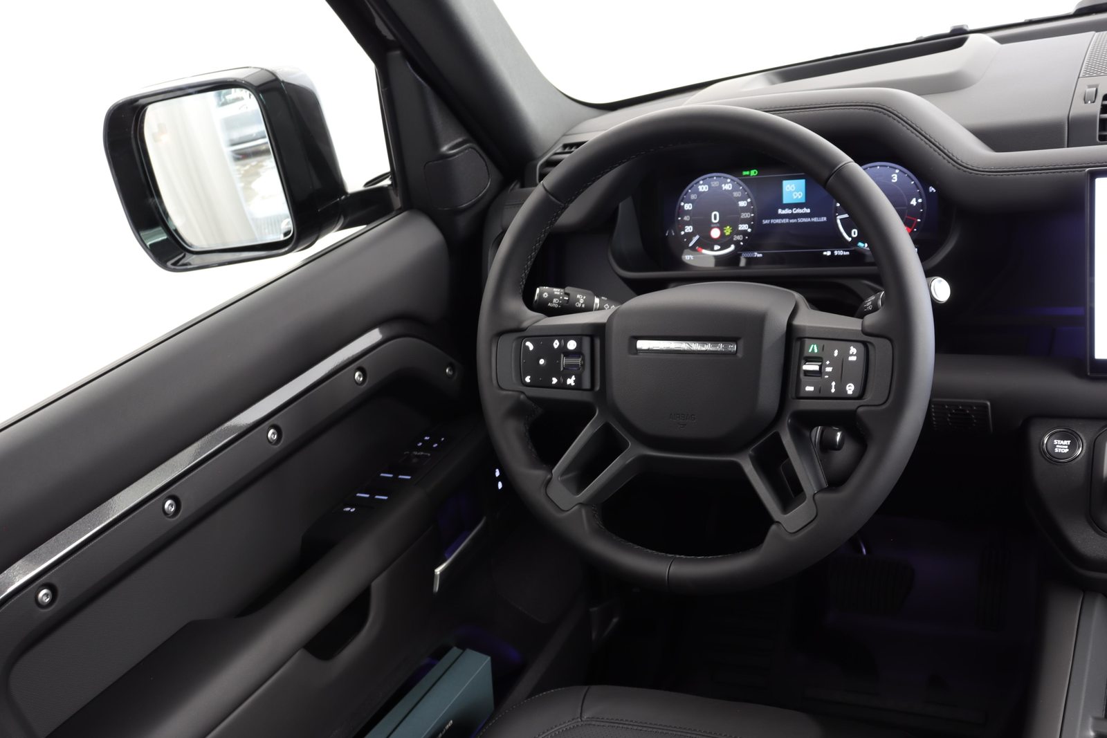 LAND ROVER Defender 110 3.0 D I6 300 X-Dynamic HSE, Mild-Hybrid Diesel/Electric, Second hand / Used, Automatic - 7