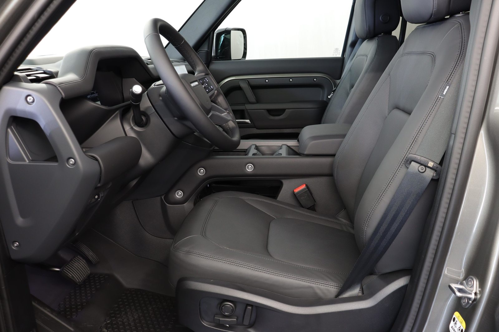 LAND ROVER Defender 110 3.0 D I6 300 X-Dynamic HSE, Mild-Hybrid Diesel/Electric, Second hand / Used, Automatic - 2