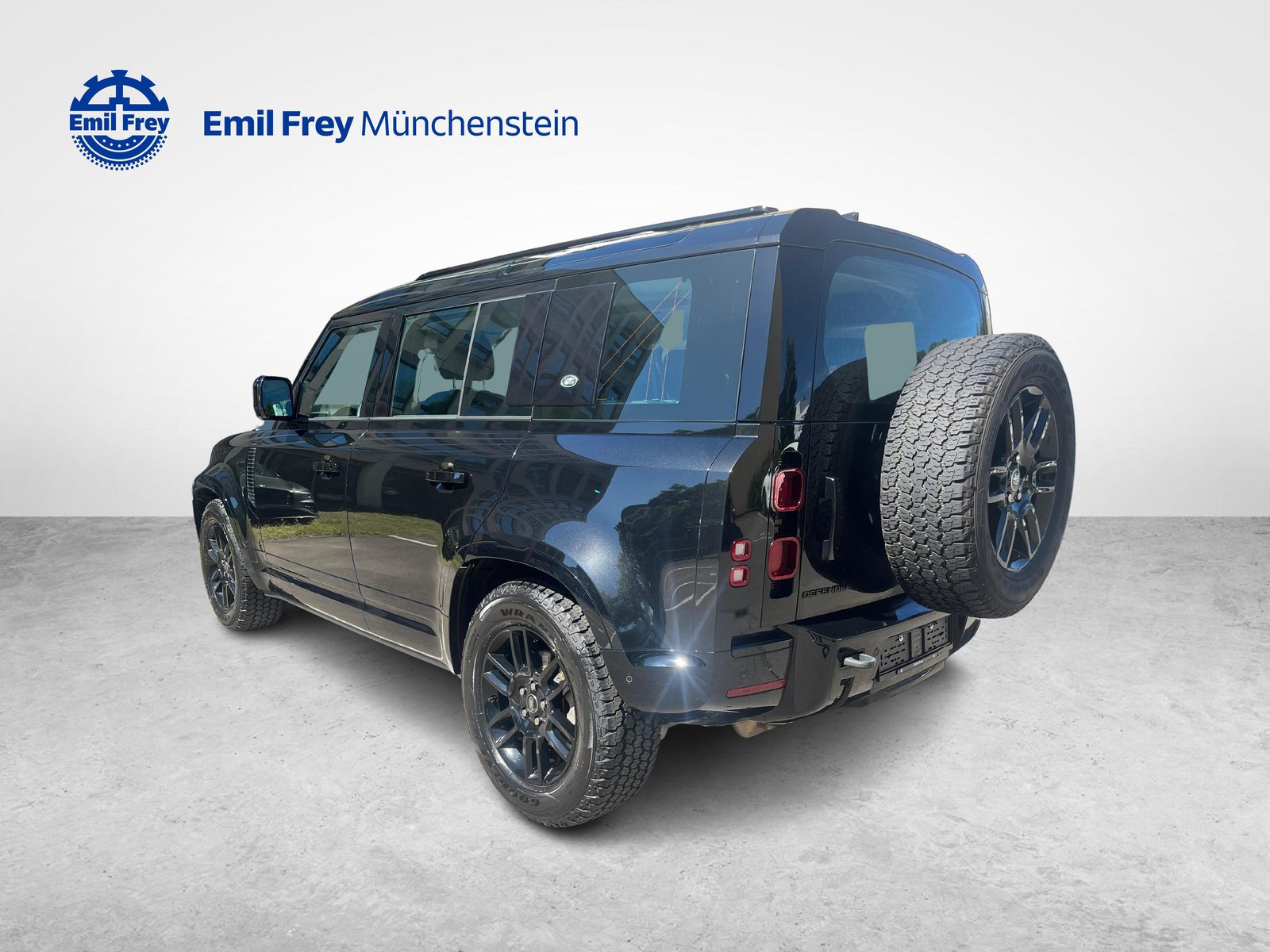 LAND ROVER Defender 110 3.0 D I6 250 X-Dynamic SE, Mild-Hybrid Diesel/Electric, Second hand / Used, Automatic - 3