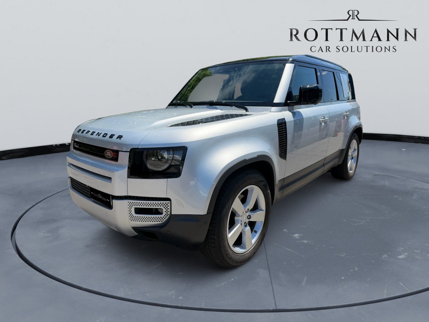 LAND ROVER Defender 110 3.0 D I6 250 First Edition AWD AT8, Mild-Hybrid Diesel/Electric, Second hand / Used, Automatic - 2