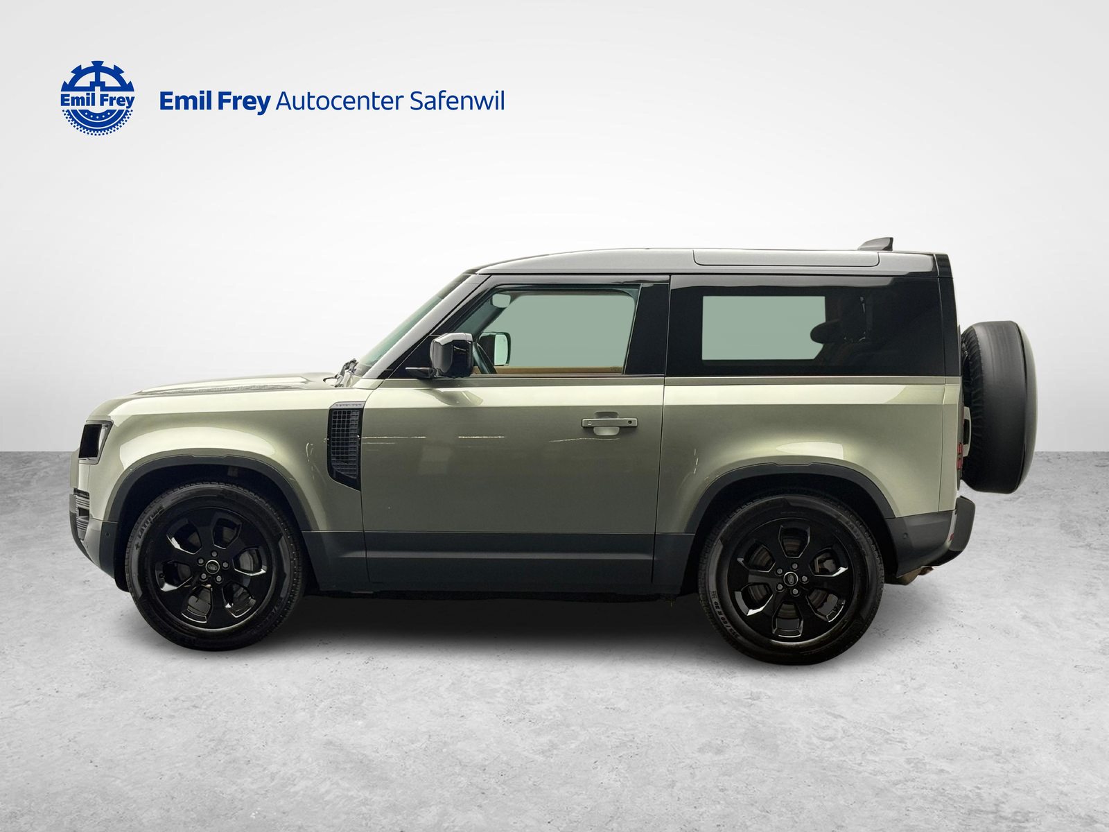 LAND ROVER Defender 90 3.0 D I6 300 SE, Mild-Hybrid Diesel/Electric, Second hand / Used, Automatic - 2