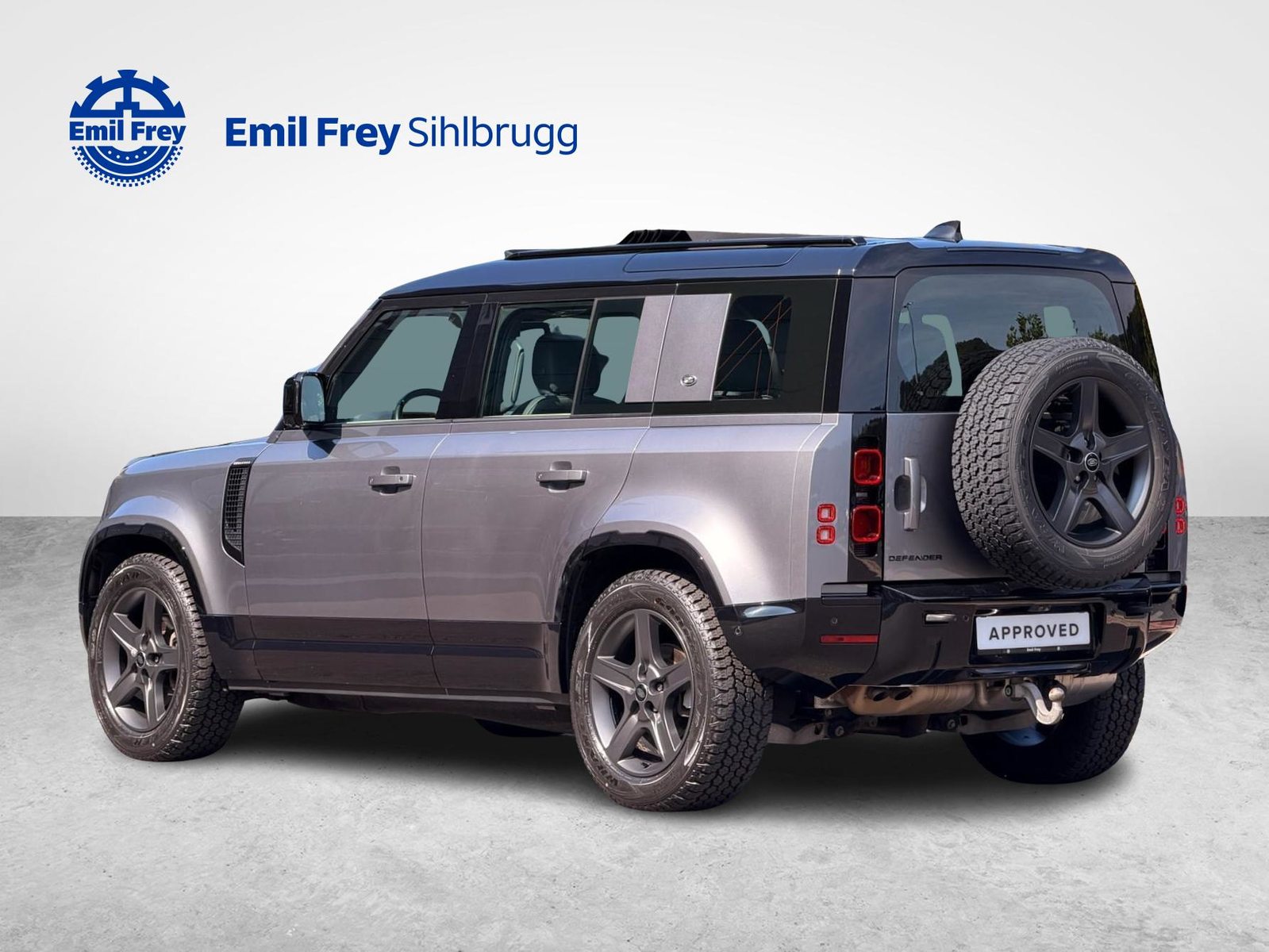 LAND ROVER Defender 110 3.0 D I6 200 X-Dynamic SE, Mild-Hybrid Diesel/Electric, Second hand / Used, Automatic - 2