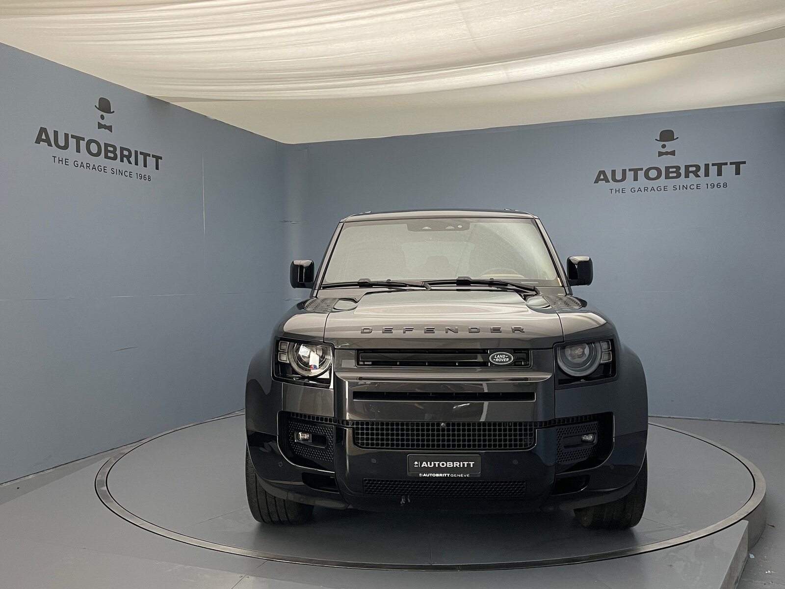 LAND ROVER Defender 110 2.0 P400e X-Dynamic HSE, Hybride Rechargeable Essence/Électricité, Occasion / Utilisé, Automatique - 2