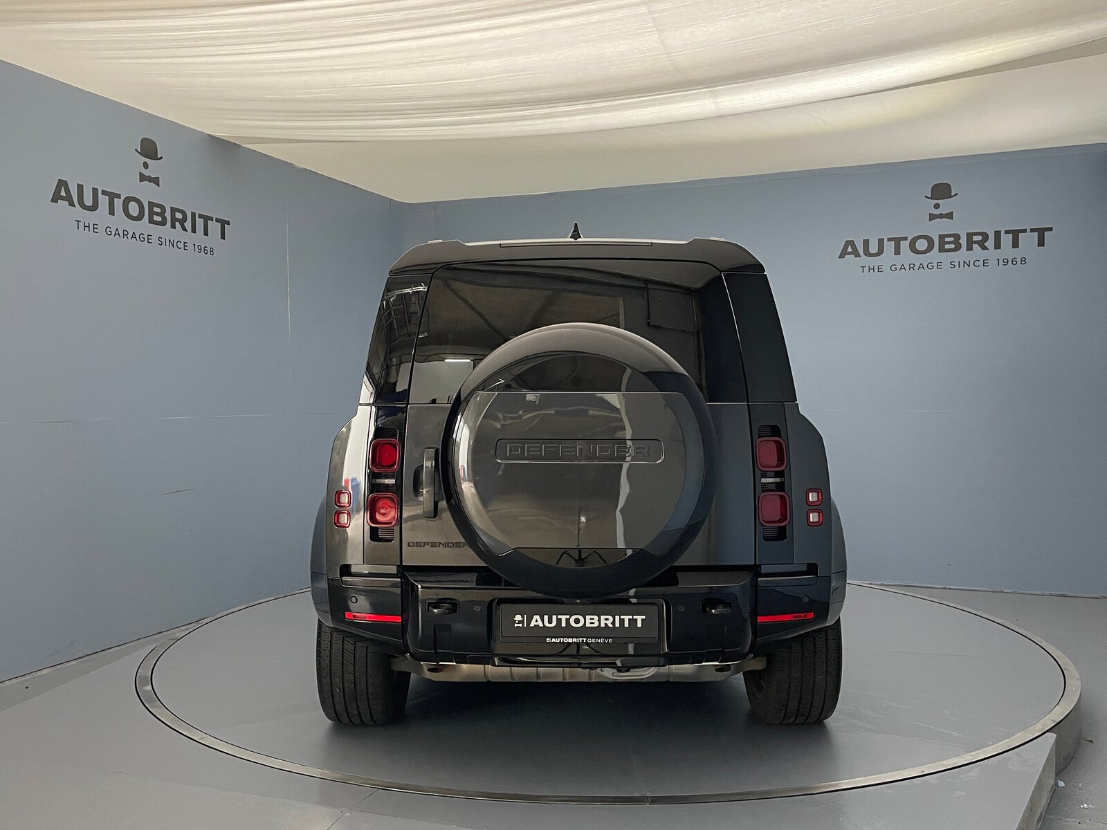 LAND ROVER Defender 110 2.0 P400e X-Dynamic HSE, Hybride Rechargeable Essence/Électricité, Occasion / Utilisé, Automatique - 5