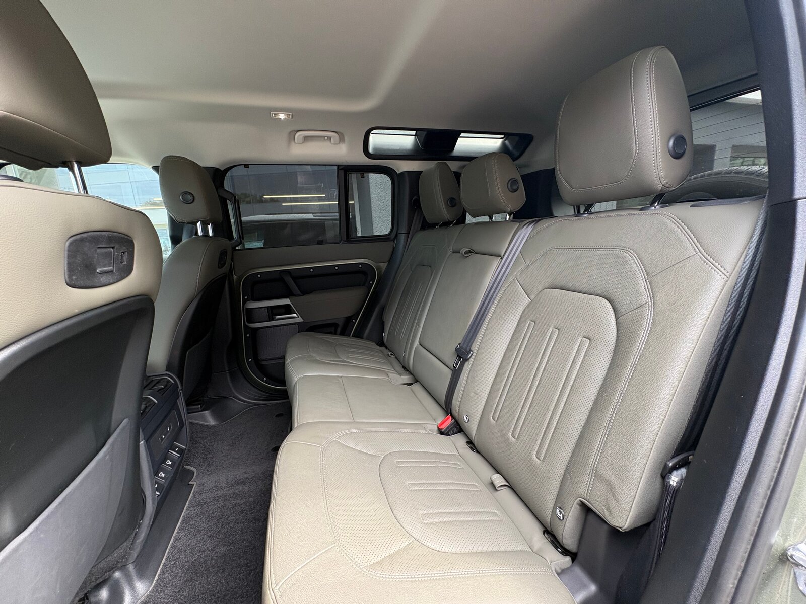 LAND ROVER Defender 110 3.0 D I6 300 S AWD AT8, Hybride Leggero Diesel/Elettrica, Occasioni / Usate, Automatico - 7