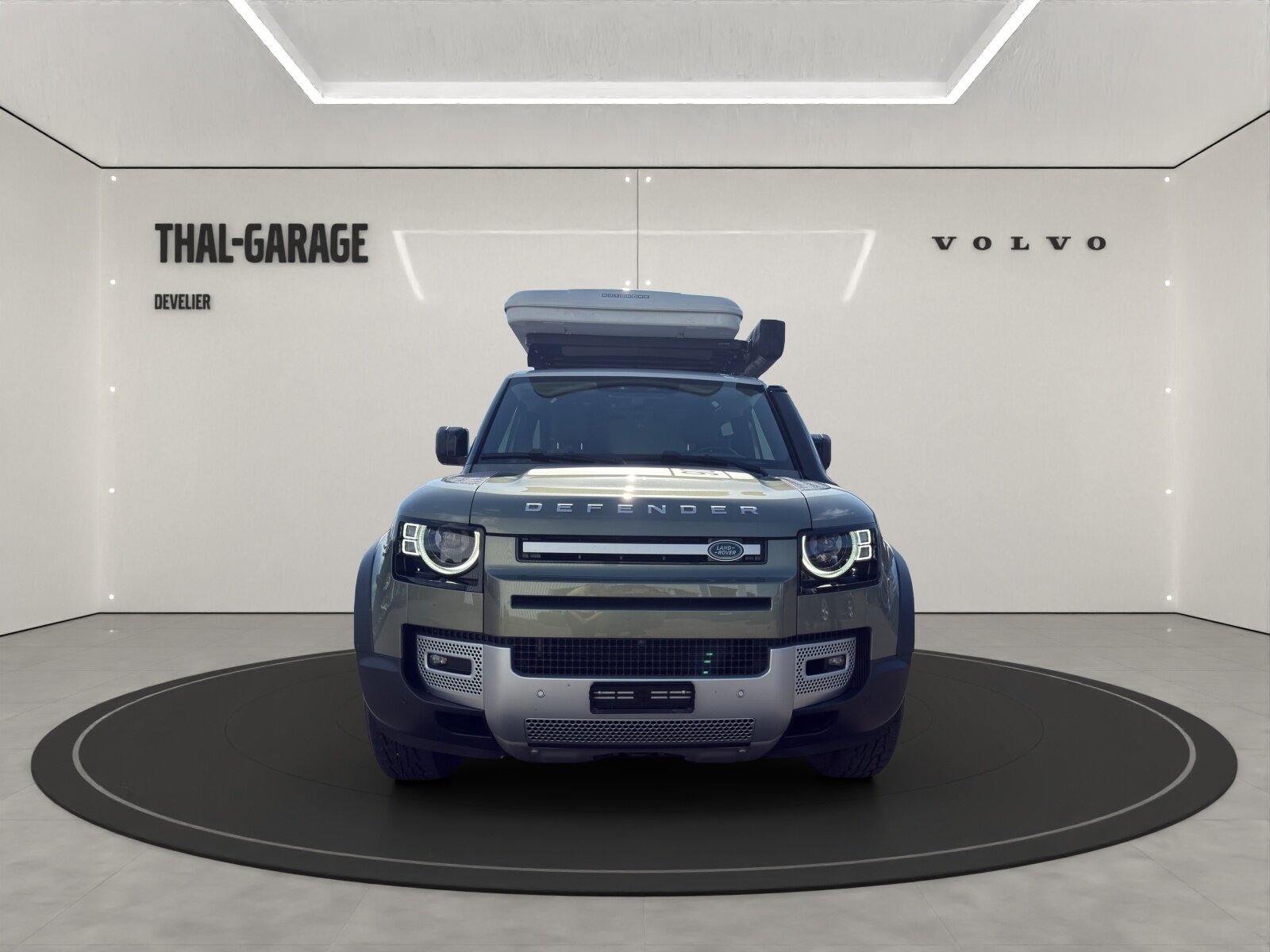 LAND ROVER Defender 90 3.0 D I6 250 First Edition, Mild-Hybrid Diesel/Electric, Second hand / Used, Automatic - 2
