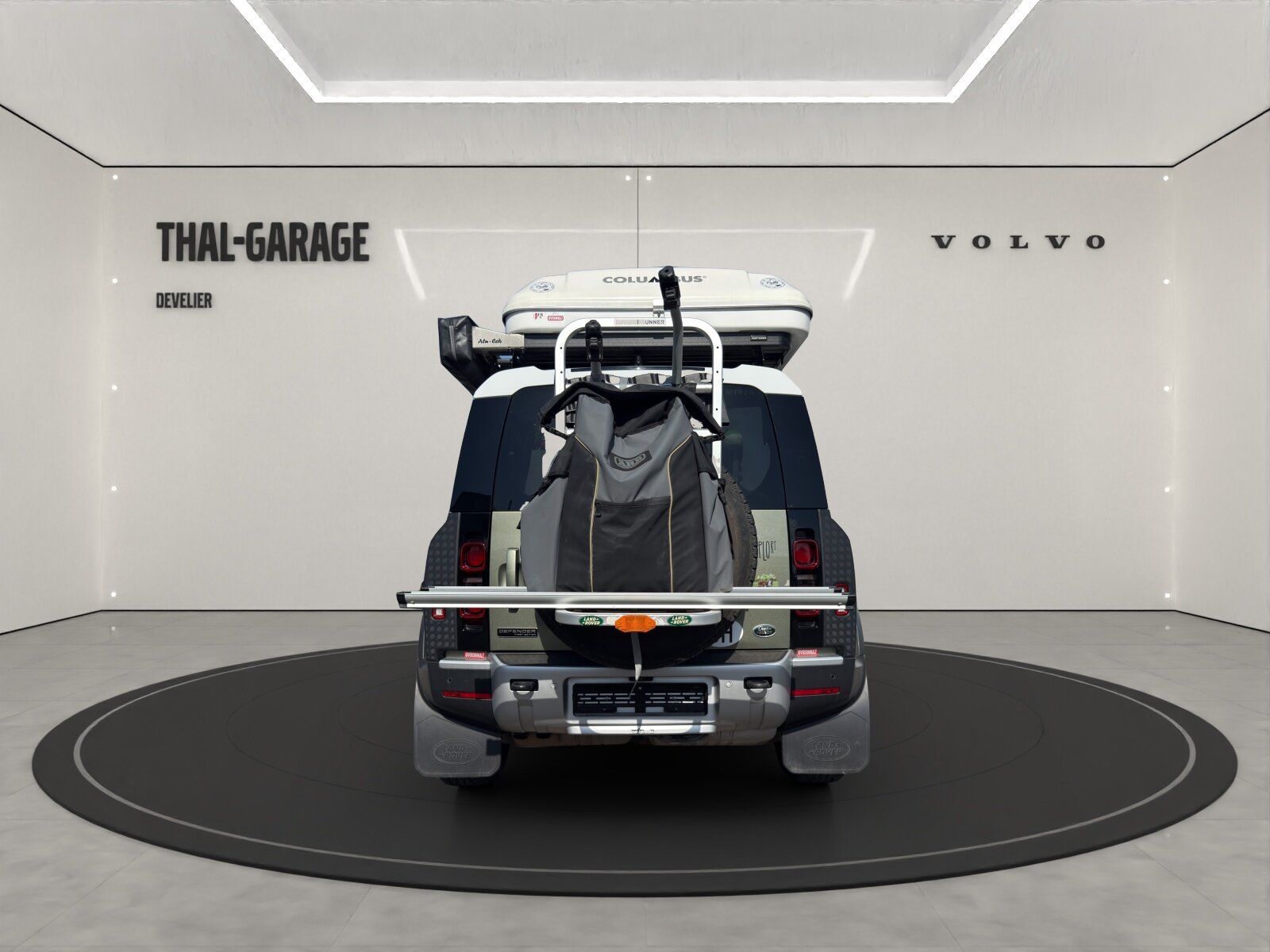 LAND ROVER Defender 90 3.0 D I6 250 First Edition, Mild-Hybrid Diesel/Electric, Second hand / Used, Automatic - 4
