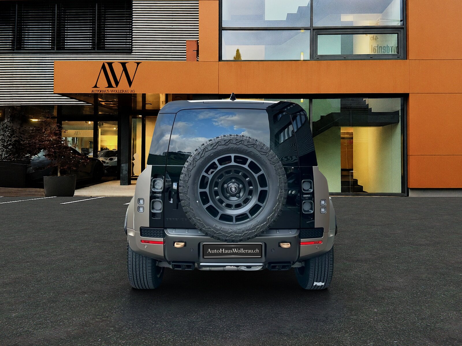 LAND ROVER Defender 110 4.4 V8 Octa / CH Auslieferung mit Gr, Mild-Hybrid Petrol/Electric, Second hand / Used, Automatic - 4