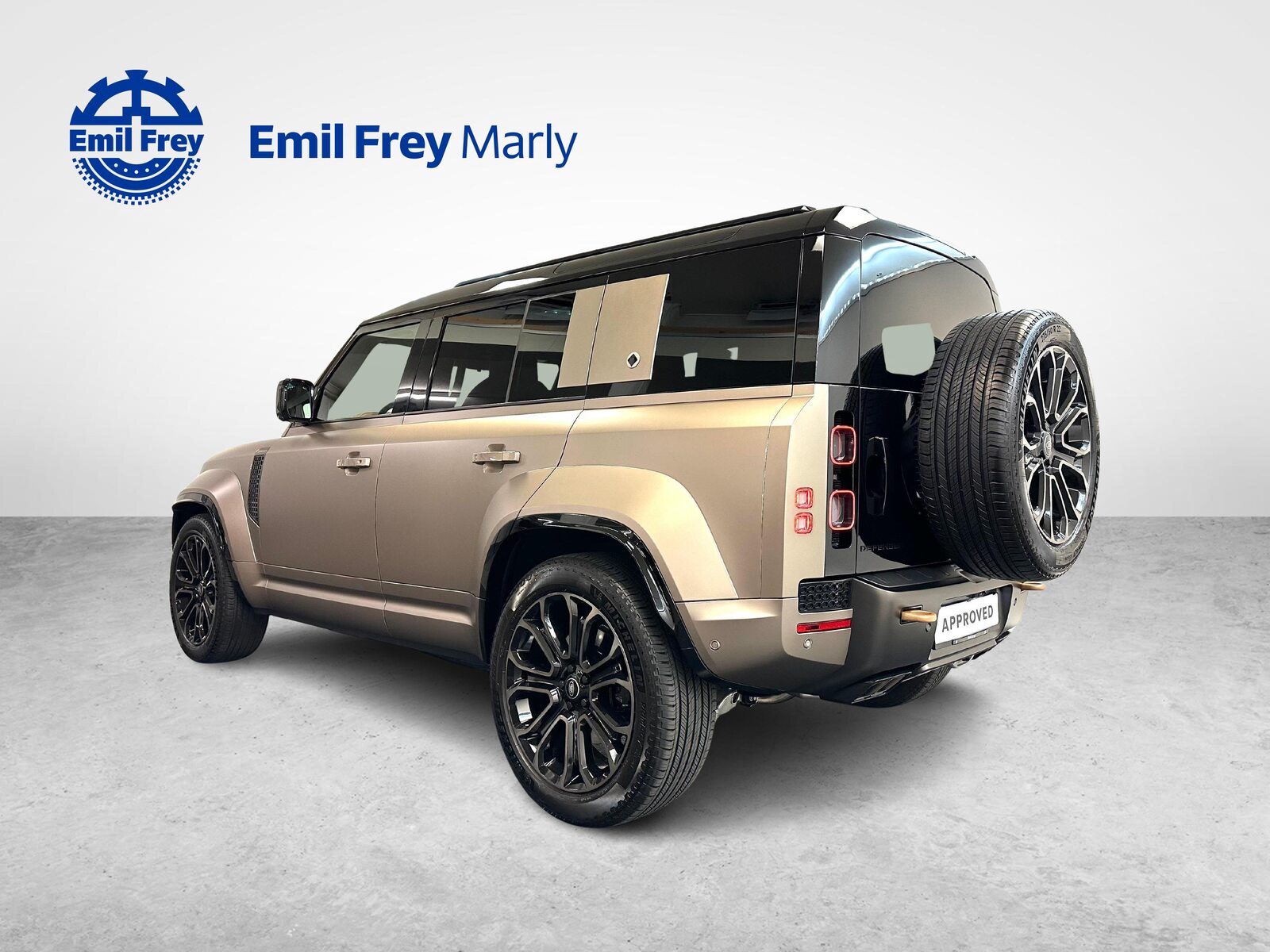 LAND ROVER Defender 110 4.4 V8 Octa, Mild-Hybrid Benzin/Elektro, Occasion / Gebraucht, Automatik - 3