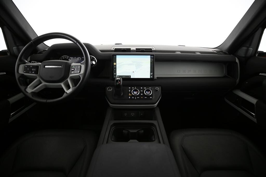 LAND ROVER Defender 90 2.0 Si4 SE, Petrol, Second hand / Used, Automatic - 7