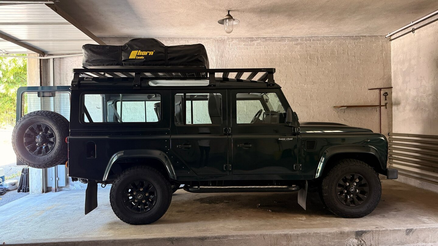LAND ROVER Defender 110 2.2 TD4 SW SE