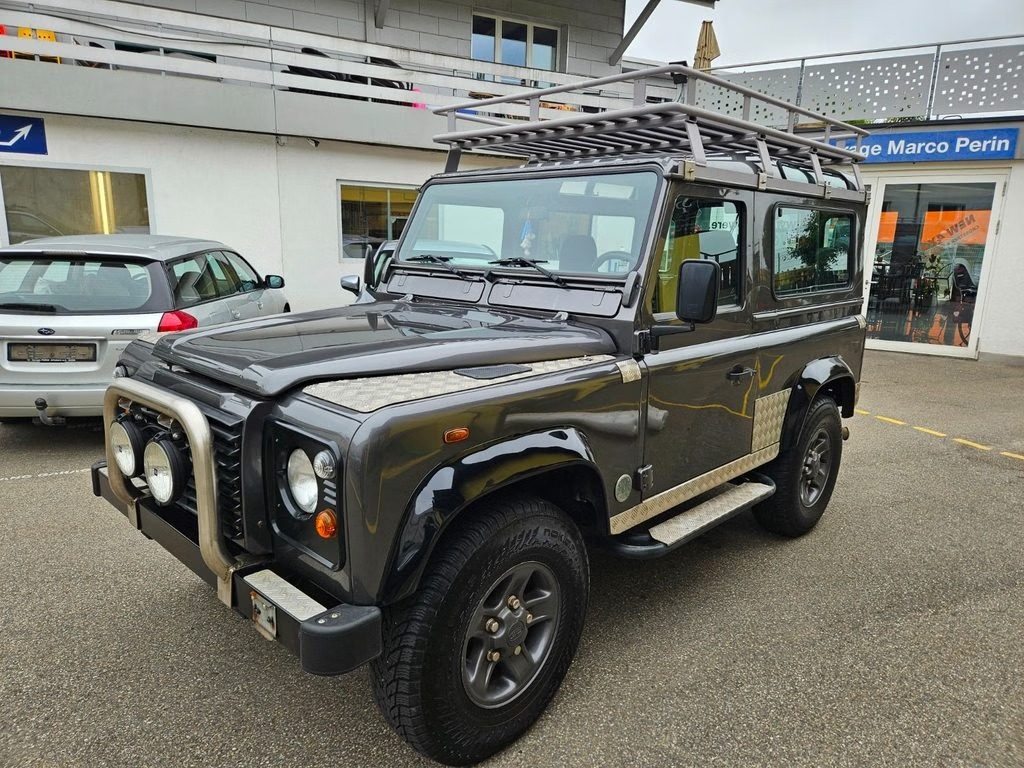LAND ROVER 90 TD5 „Tomb Raider / Lara Croft“ – seltene Limited Edition, Diesel, Occasion / Gebraucht, Handschaltung - 4