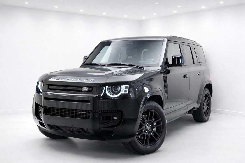 LAND ROVER DEFENDER 3.0 I6 X-Dynamic S
