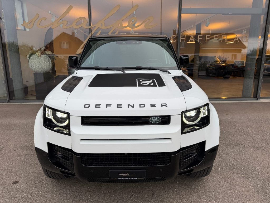 LAND ROVER Defender 90 3.0D I6 200 SE AT8, Diesel, Occasion / Utilisé, Automatique - 4