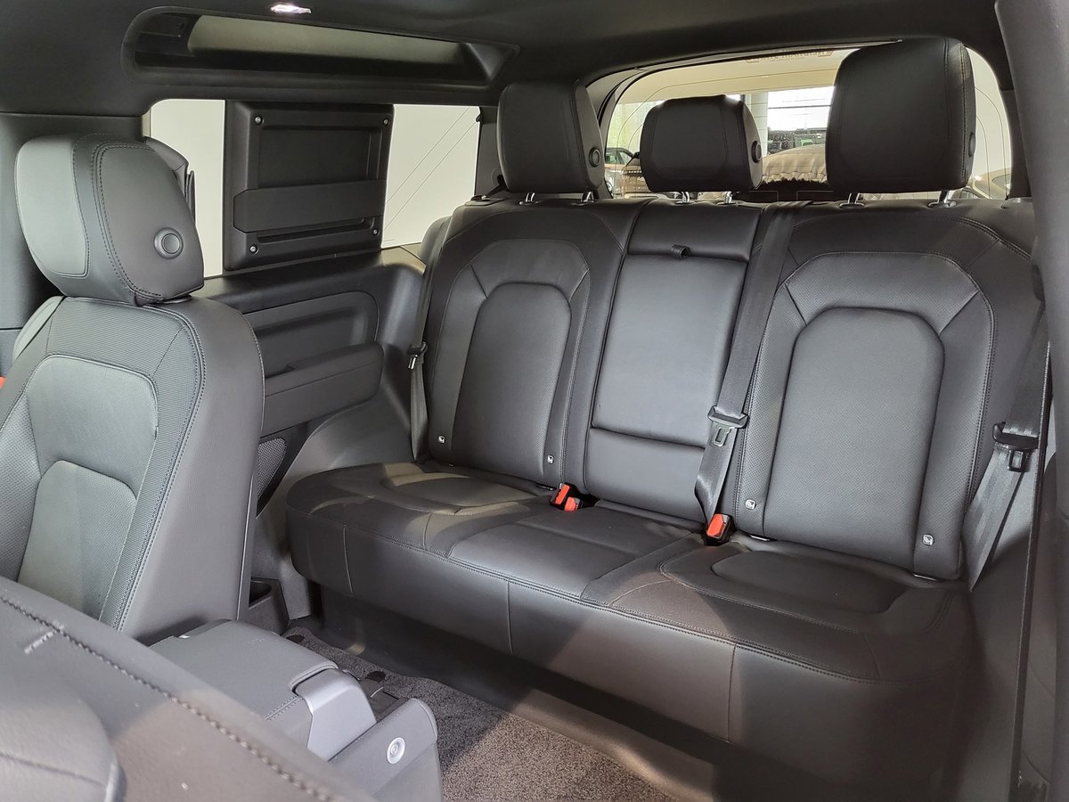 LAND ROVER Defender 90 3.0D I6 300 X-Dynamics SE AT8, Diesel, Auto dimostrativa, Automatico - 6