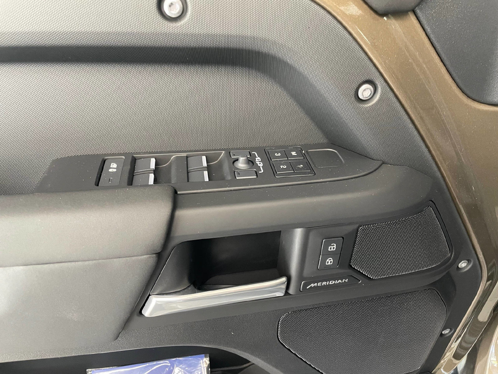 LAND ROVER Defender 110 3.0 D I6 250 X-Dynamic SE, Hybride Léger Diesel/Électricité, Voiture de démonstration, Automatique - 6