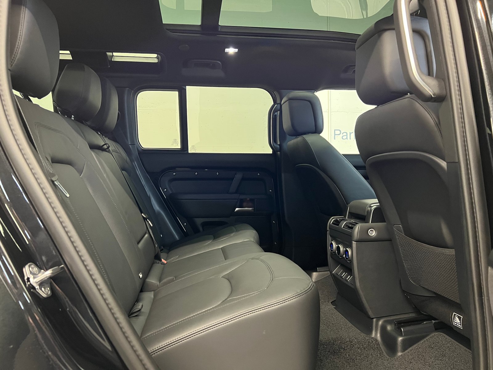 LAND ROVER Defender 110 2.0 P300e X-Dynamic HSE, Plug-in-Hybrid Benzin/Elektro, Vorführwagen, Automatik - 7