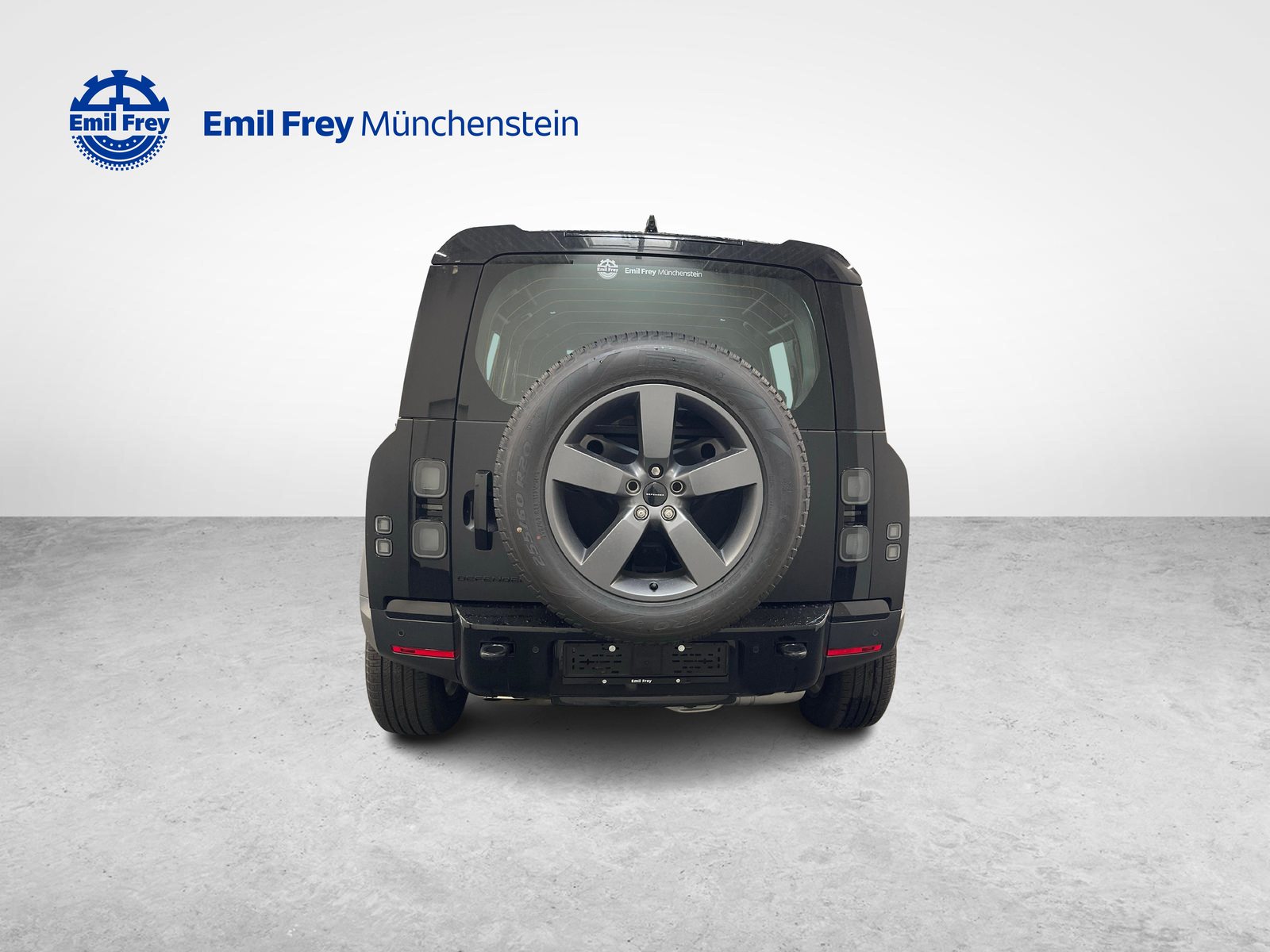 LAND ROVER Defender 110 3.0 D I6 250 S, Mild-Hybrid Diesel/Electric, Ex-demonstrator, Automatic - 4