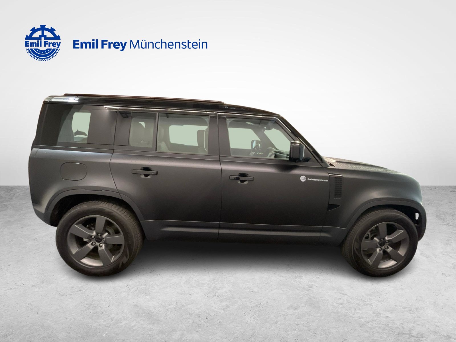 LAND ROVER Defender 110 3.0 D I6 250 S, Mild-Hybrid Diesel/Electric, Ex-demonstrator, Automatic - 6