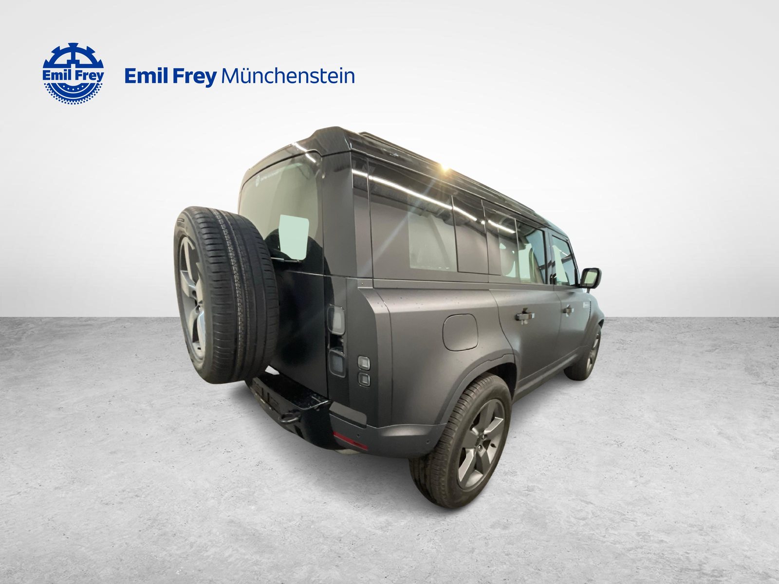 LAND ROVER Defender 110 3.0 D I6 250 S, Mild-Hybrid Diesel/Electric, Ex-demonstrator, Automatic - 7