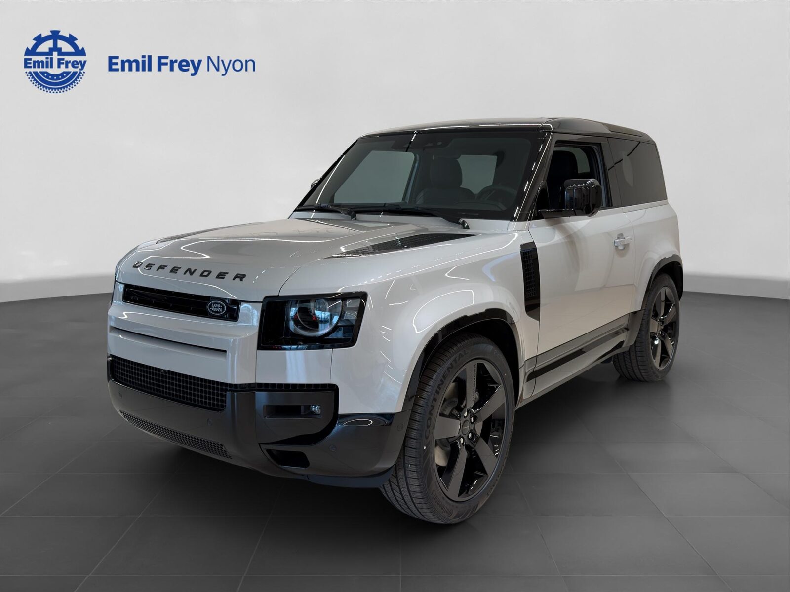 LAND ROVER Defender 90 3.0 D I6 350 X-Dynamic HSE