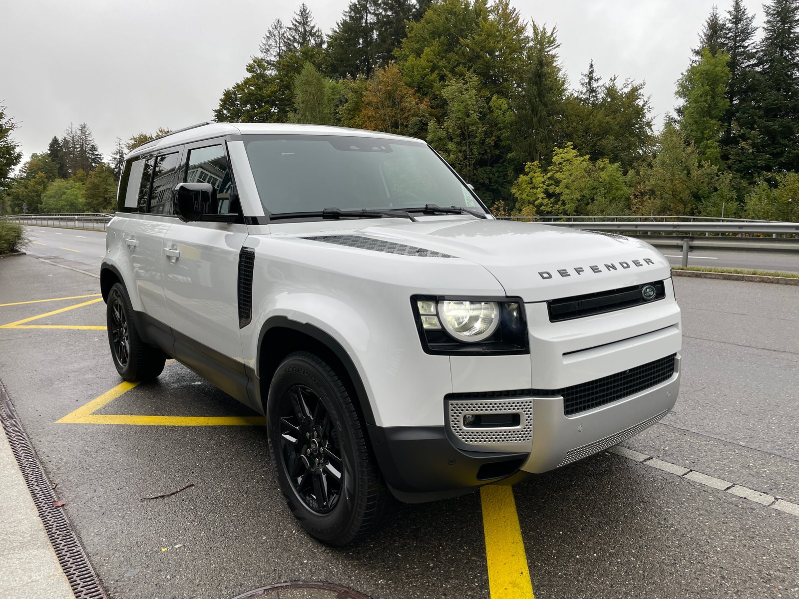 LAND ROVER Defender 110 3.0 D I6 200 S AWD AT8, Mild-Hybrid Diesel/Electric, New car, Automatic - 3