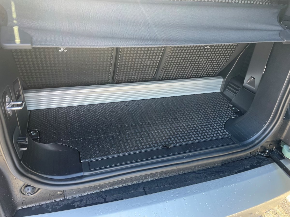 LAND ROVER Defender 90 3.0D I6 300 50th-Edition AT8, Diesel, Auto dimostrativa, Automatico - 7