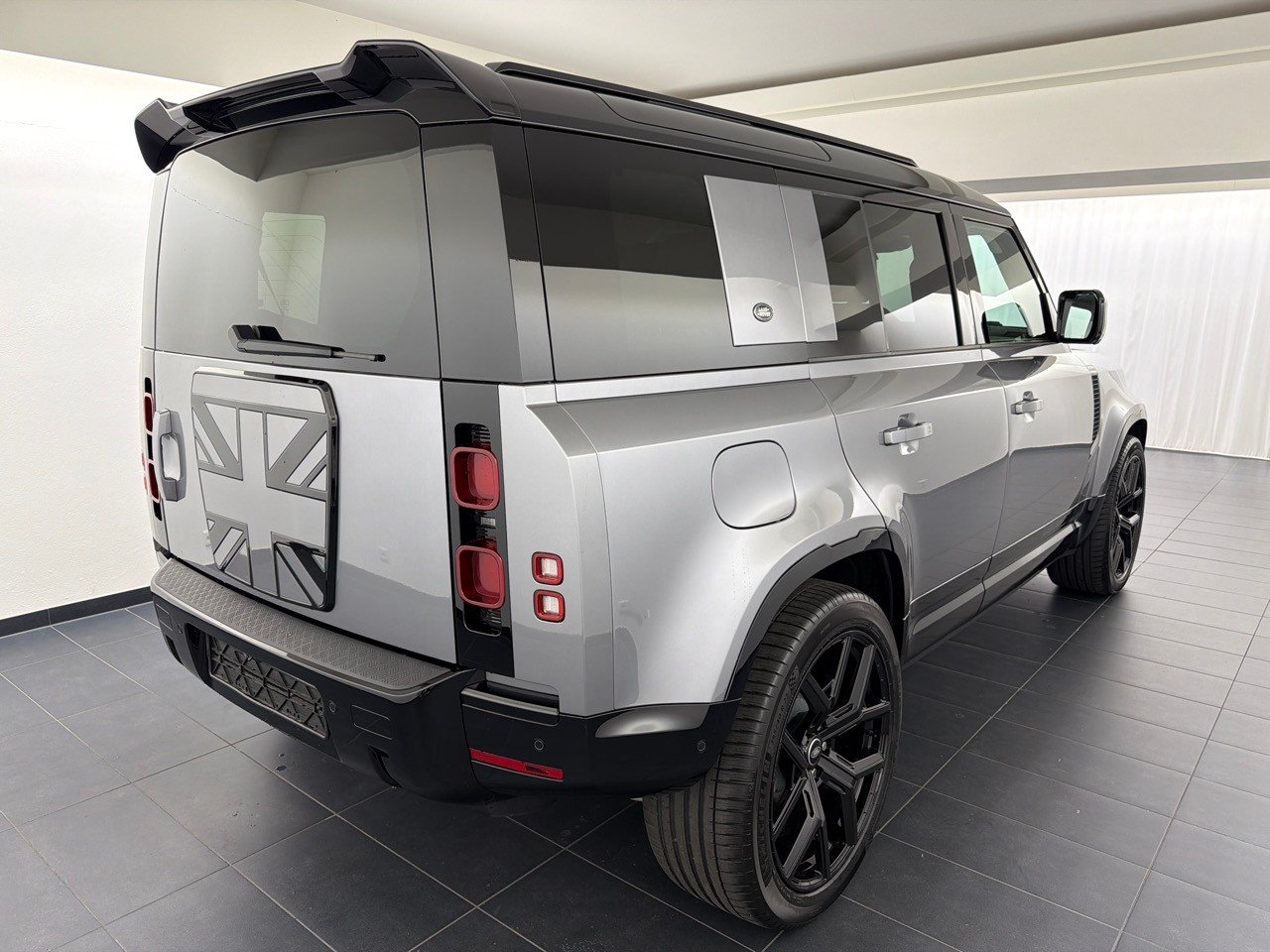 LAND ROVER Defender110 3.0DI6 300 SE, Hybride Léger Diesel/Électricité, Occasion / Utilisé, Automatique - 3