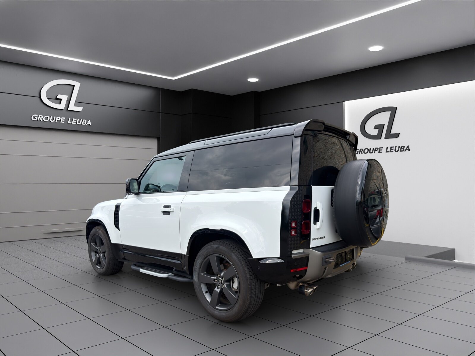 LAND ROVER Defender90P300Si4 X-D SE, Essence, Occasion / Utilisé, Automatique - 4