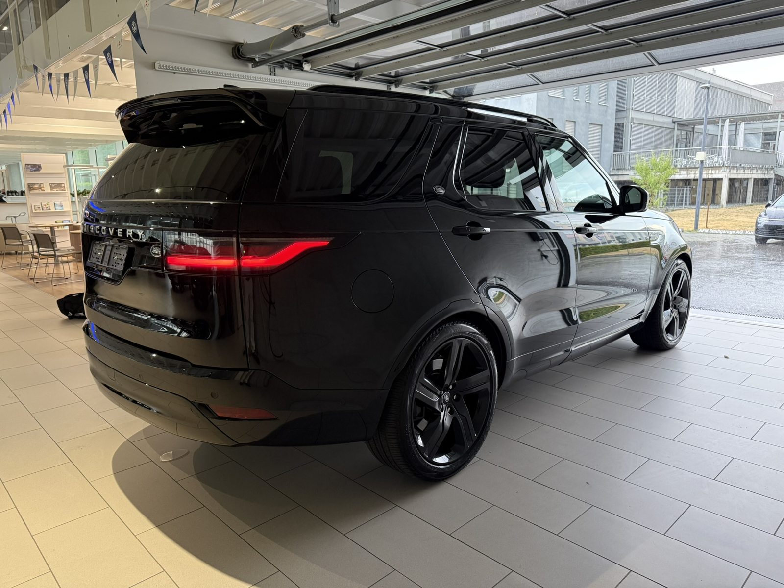 LAND ROVER Disco3.0D I6 300 Metr. Ed, Diesel, Occasion / Utilisé, Automatique - 6