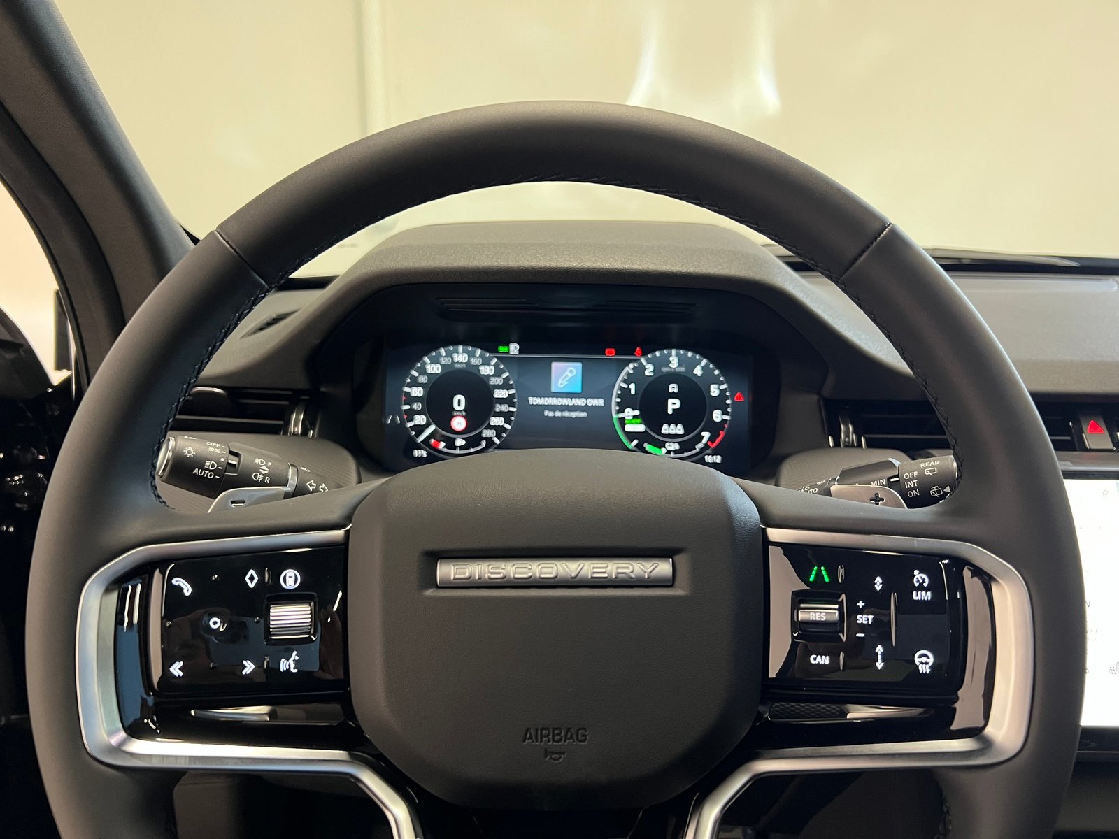 LAND ROVER Discovery Sport 1.5 T 270e Landmark, Plug-in-Hybrid Benzina/Elettrica, Auto nuove, Automatico - 4