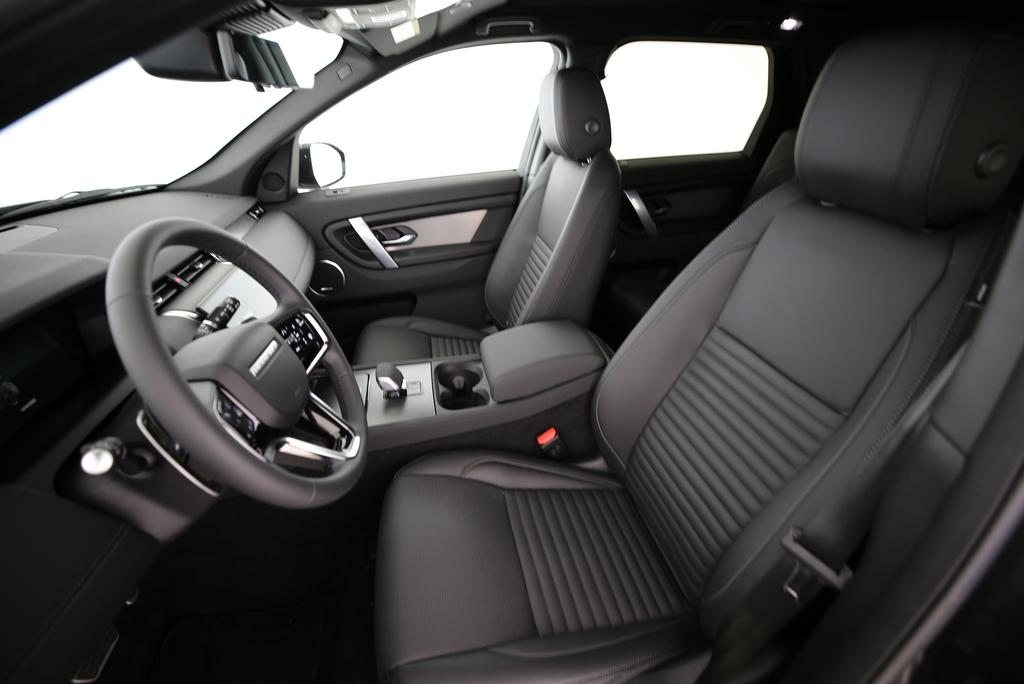 LAND ROVER Discovery Sport 1.5 T 270e Landmark, Plug-in-Hybrid Petrol/Electric, New car, Automatic - 6