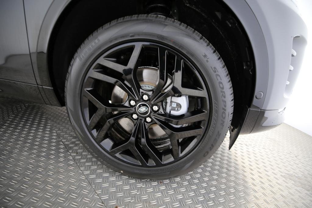 LAND ROVER Discovery Sport 1.5 T 270e Landmark, Plug-in-Hybrid Petrol/Electric, New car, Automatic - 7