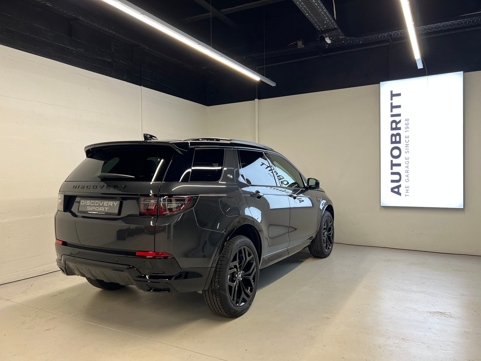LAND ROVER Discovery Sport 1.5 T 270e Landmark, Plug-in-Hybrid Benzin/Elektro, Neuwagen, Automatik - 2